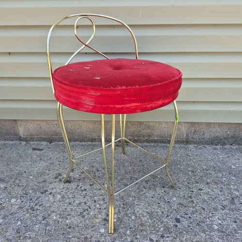 Vintage red velvet vanity - red,
